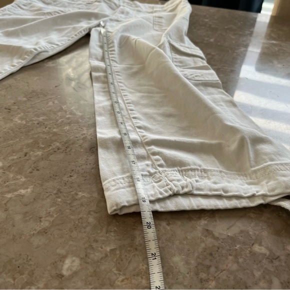Urban Life white cargo capris size 5/6 - Picture 5 of 8